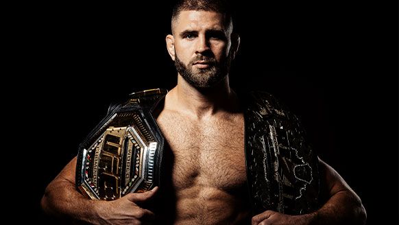 Senzaționalul Procházka! Și-a trimis adversarul la podea în runda a doua, chiar la debutul în UFC